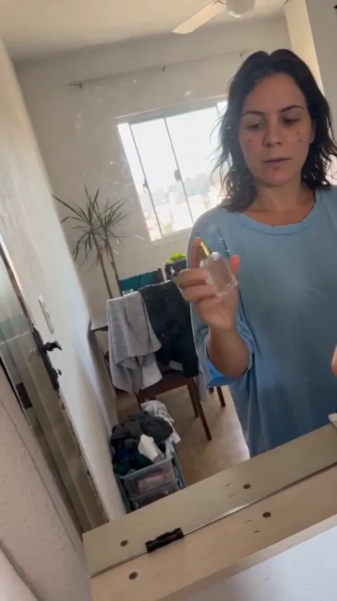 Vídeo de beleza feito com IA